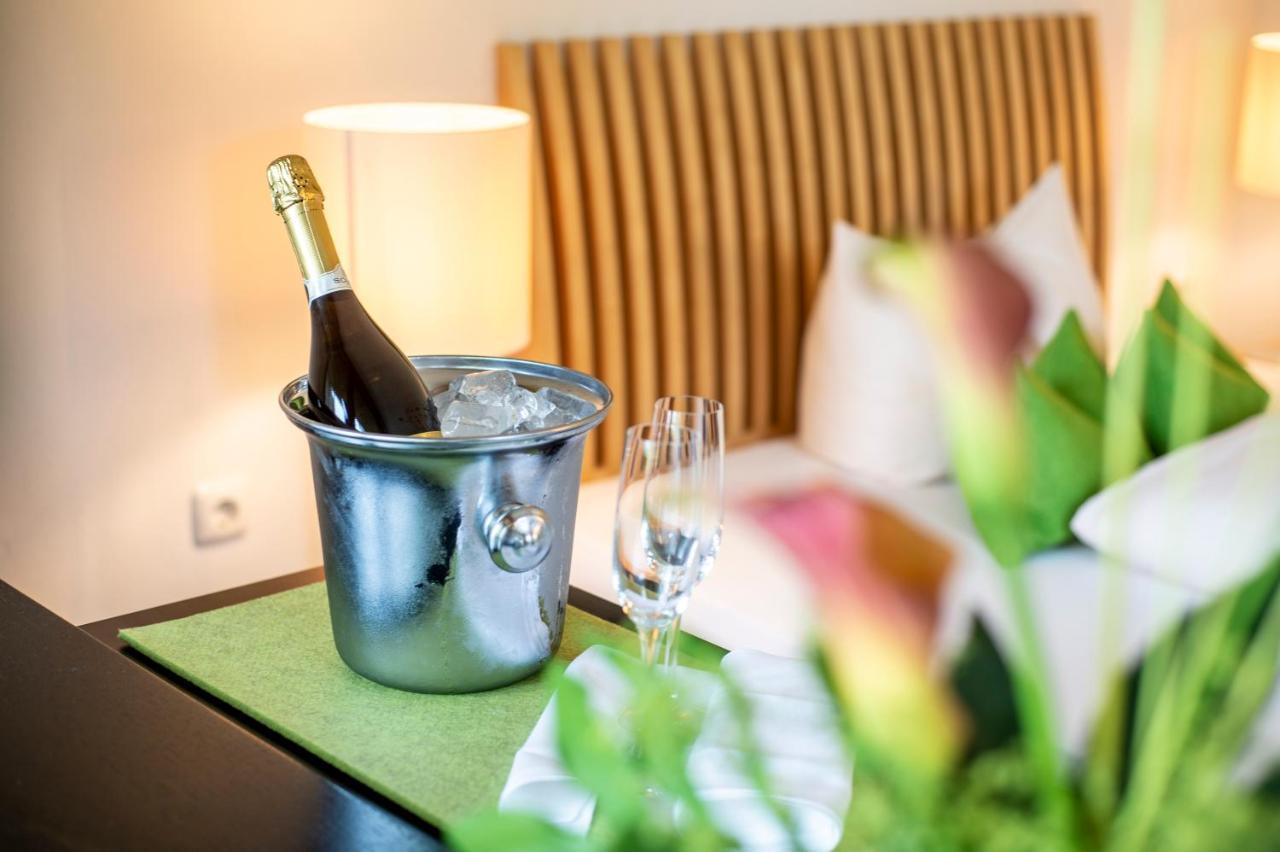Hotel Alpenblick Ohlstadt Eksteriør billede